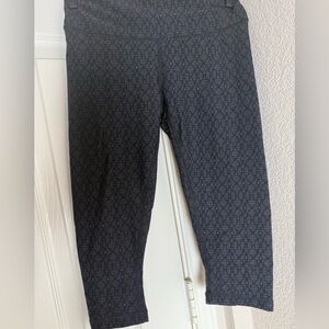 Prana Black Geometric leggin Capris